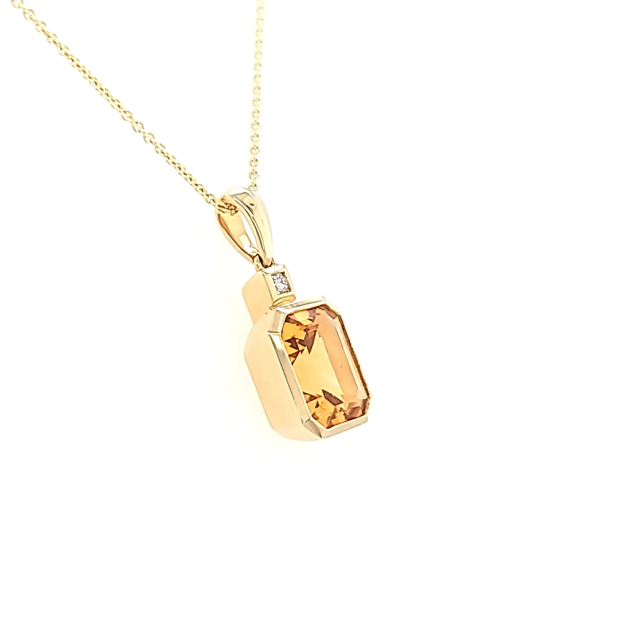 14k Yellow Gold Emerald Cut Citrine Necklace (I6658)