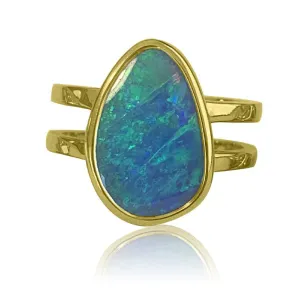 18kt Yellow Gold Boulder Opal ring