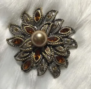 Floral Design Brooch Pin w/ Pearl Gemstones