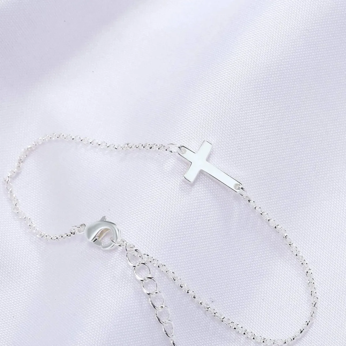 Kyerlyn Silver Cross Bracelets