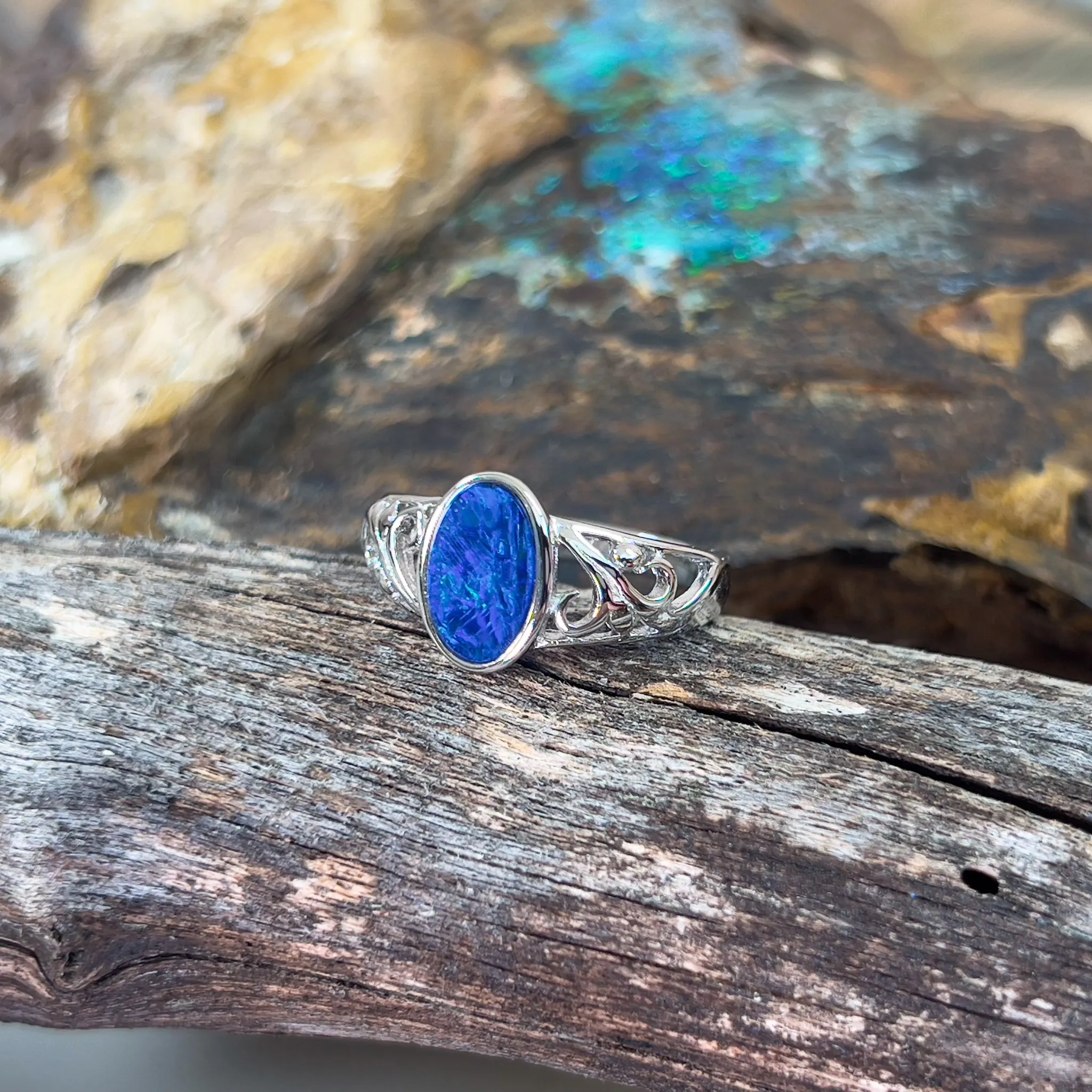 Sterling Silver Blue Opal doublet pattern band