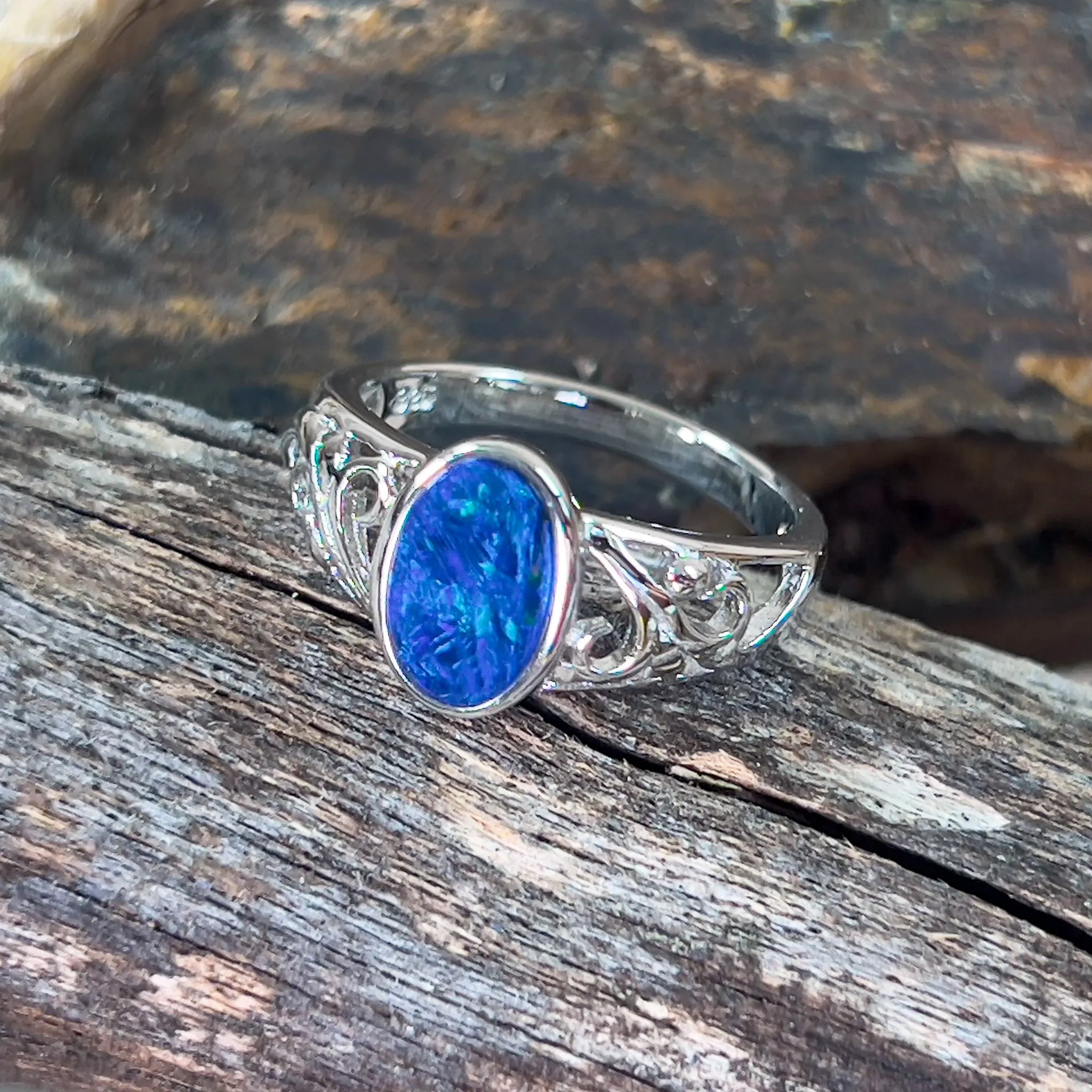 Sterling Silver Blue Opal doublet pattern band