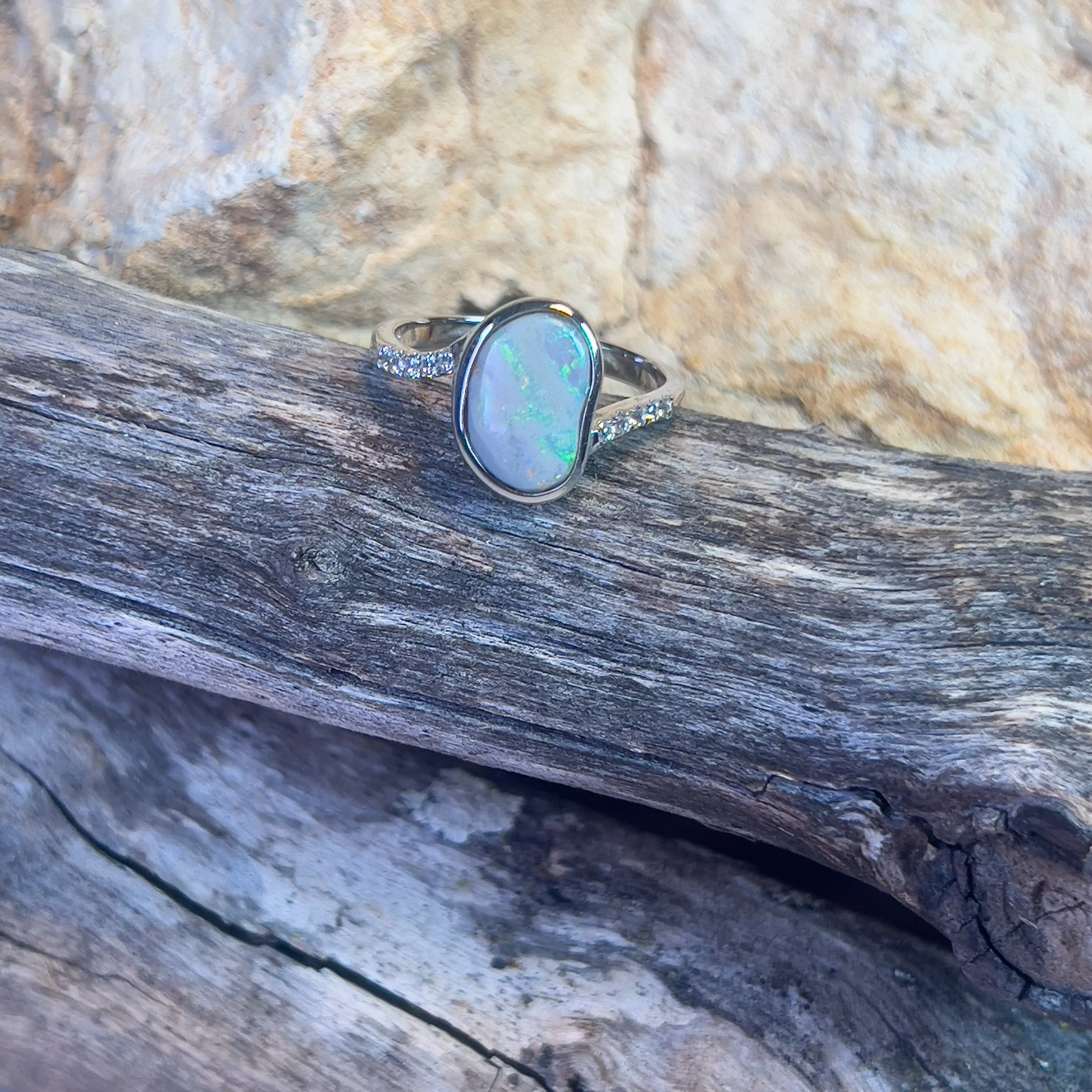 Sterling Silver freeform light opal 1.02ct ring